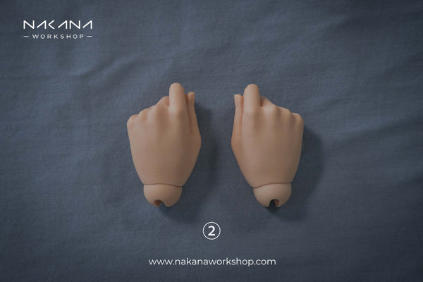 1/3 Female Hands